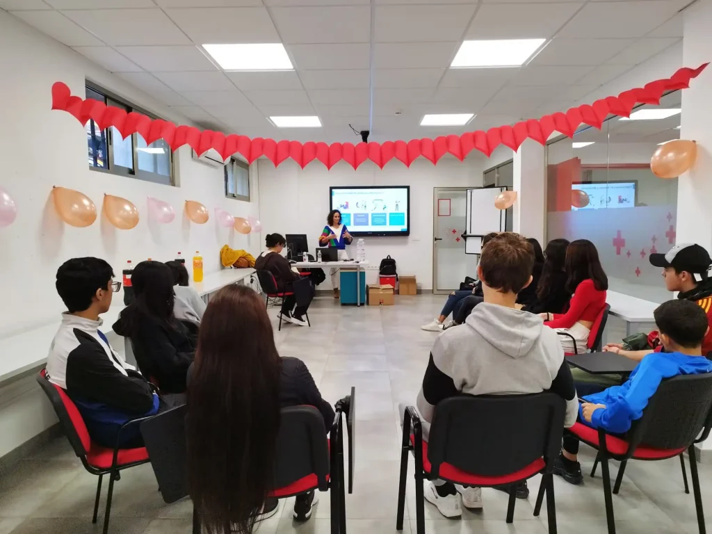 taller de recursos humanos para adolescentes cruz roja juventud