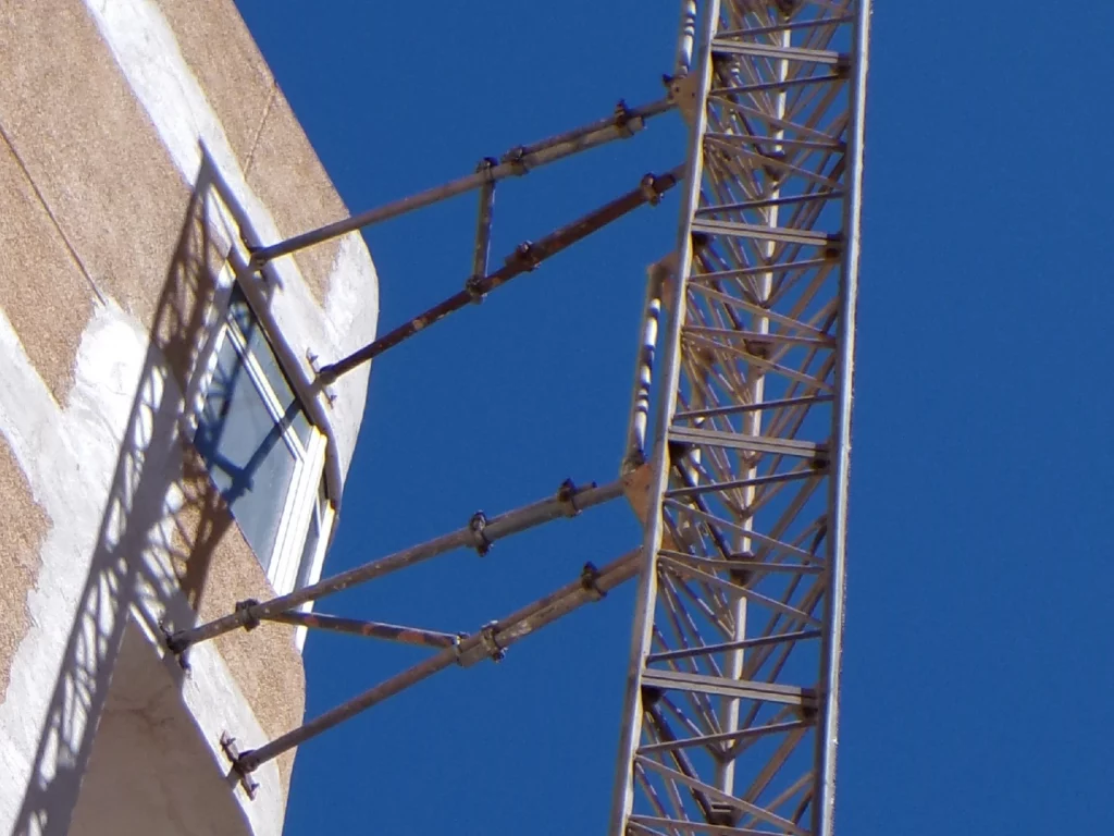 Anclajes en Plataformas de Cremallera