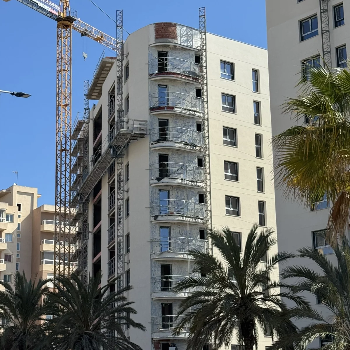 Plataforma de cremallera en obra nueva La Manga